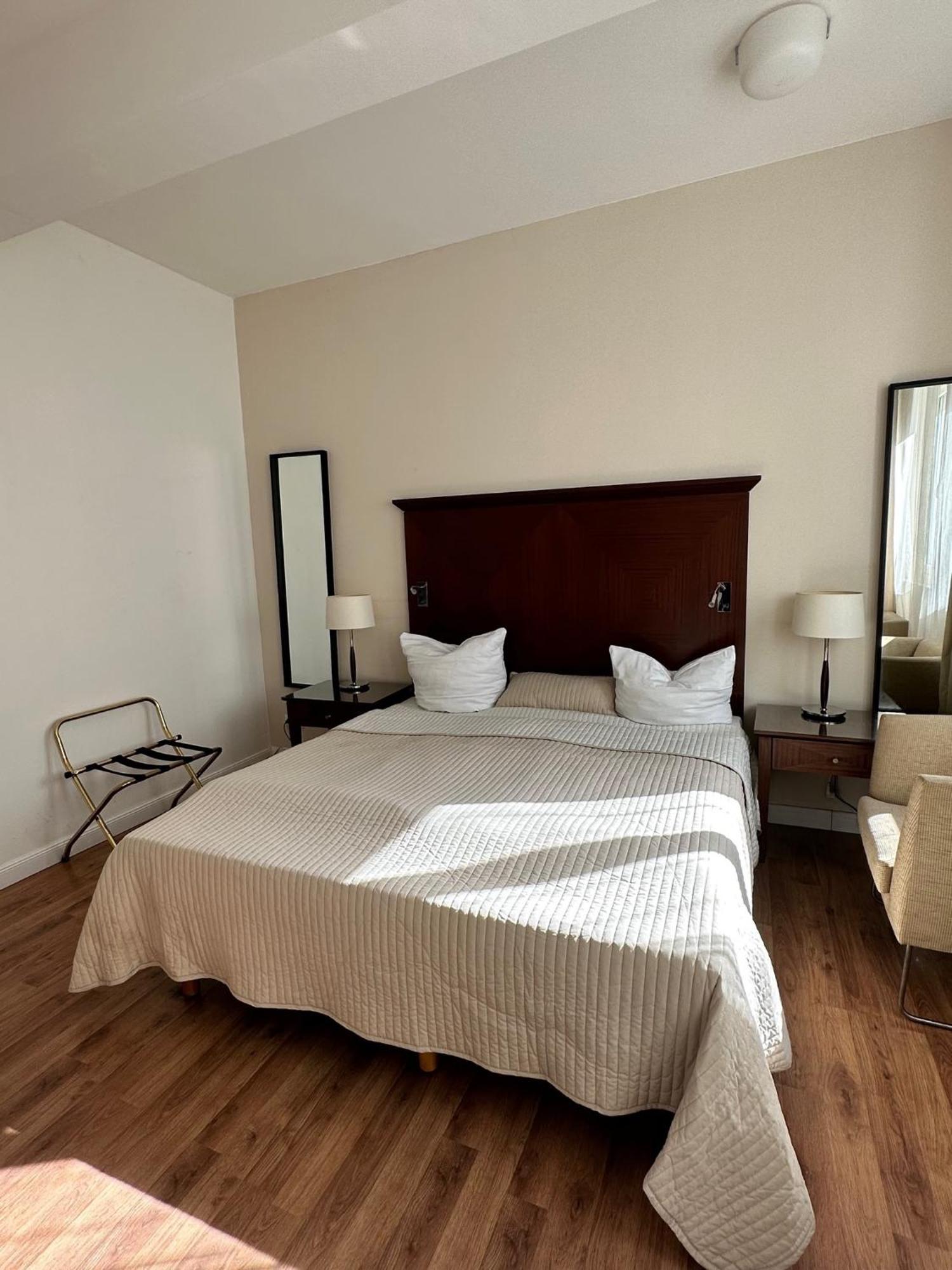 Park Apart Hotel Gatower Str. Βερολίνο Εξωτερικό φωτογραφία